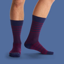 Load image into Gallery viewer, Men's Stripe Dress Calf Socks