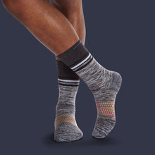 Load image into Gallery viewer, Men's Summer Style Performance Running Calf Socks