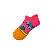 Load image into Gallery viewer, Women's Daydream Floral Ankle Socks