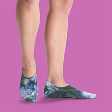 Load image into Gallery viewer, Women's Lightweight Tie Dye No Show Socks