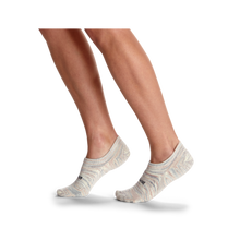 Load image into Gallery viewer, Women's Sparkle Cushioned No Show Gift Box