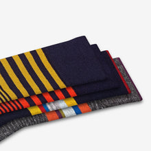 Load image into Gallery viewer, Men's Stripe Dress Calf Socks