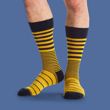 Load image into Gallery viewer, Men's Stripe Dress Calf Socks