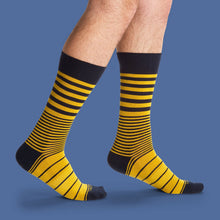 Load image into Gallery viewer, Men's Stripe Dress Calf Socks