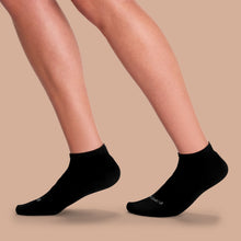 Load image into Gallery viewer, Women&#39;s Lightweight Ankle Sock 8-Pack
