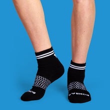 Load image into Gallery viewer, Women&#39;s Piqué Quarters
