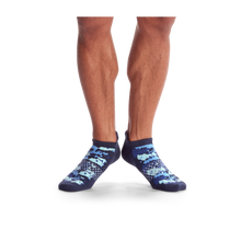 Load image into Gallery viewer, Men&#39;s Camo Ankle Socks
