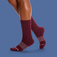 Load image into Gallery viewer, Women&#39;s Sparkle Donegal Calf Socks
