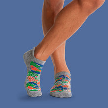 Load image into Gallery viewer, Men&#39;s Camo Ankle Socks
