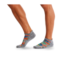 Load image into Gallery viewer, Men&#39;s Camo Ankle Socks
