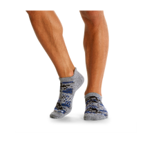 Load image into Gallery viewer, Men&#39;s Camo Ankle Socks
