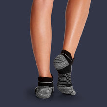 Load image into Gallery viewer, Women&#39;s Stay Active + Everyday Wear Sock 6-Pack
