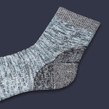 Load image into Gallery viewer, Women&#39;s Hiking Quarter Socks

