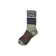 Load image into Gallery viewer, Women&#39;s Brush Stripe Calf Socks
