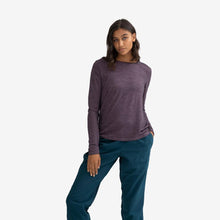 Load image into Gallery viewer, Women&#39;s Merino Wool Crew Neck Long Sleeve T-Shirt
