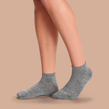 Load image into Gallery viewer, Women&#39;s Lightweight Ankle Sock 8-Pack
