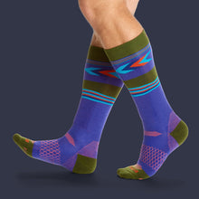Load image into Gallery viewer, Men&#39;s Performance Ski &amp; Snowboard Nordic Sock 4-Pack
