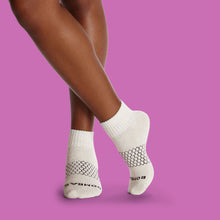 Load image into Gallery viewer, Women&#39;s Sparkle Quarter Sock 4-Pack
