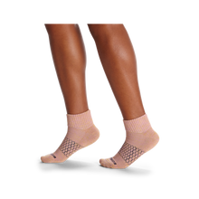 Load image into Gallery viewer, Women&#39;s Sparkle Quarter Sock 4-Pack
