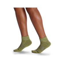 Load image into Gallery viewer, Women&#39;s Sparkle Quarter Sock 4-Pack
