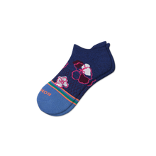 Load image into Gallery viewer, Women&#39;s Daydream Floral Ankle Socks
