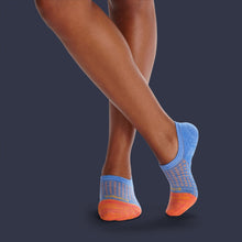 Load image into Gallery viewer, Women&#39;s Performance Cushioned No Show Socks
