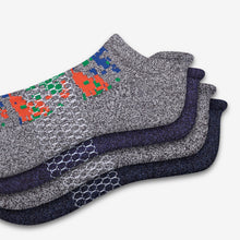Load image into Gallery viewer, Men&#39;s Camo Ankle Socks
